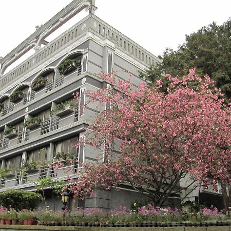 Kao Feng Hotel Zhongzheng  Extérieur photo