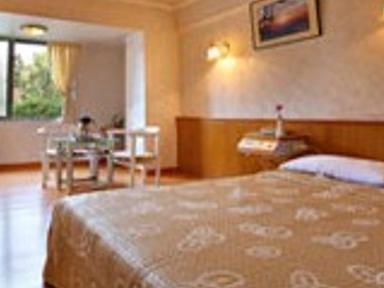 Kao Feng Hotel Zhongzheng  Extérieur photo